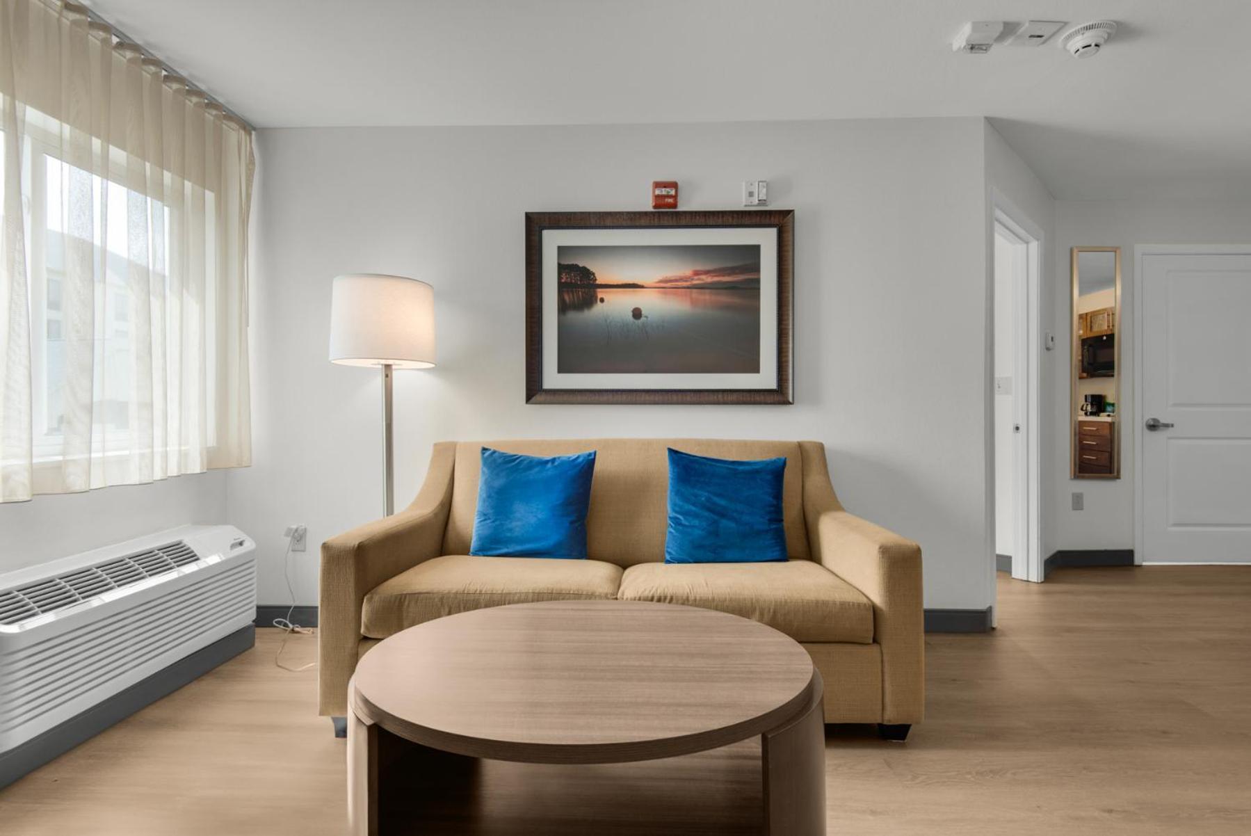 Candlewood - Pensacola - Area By Ihg Hotel