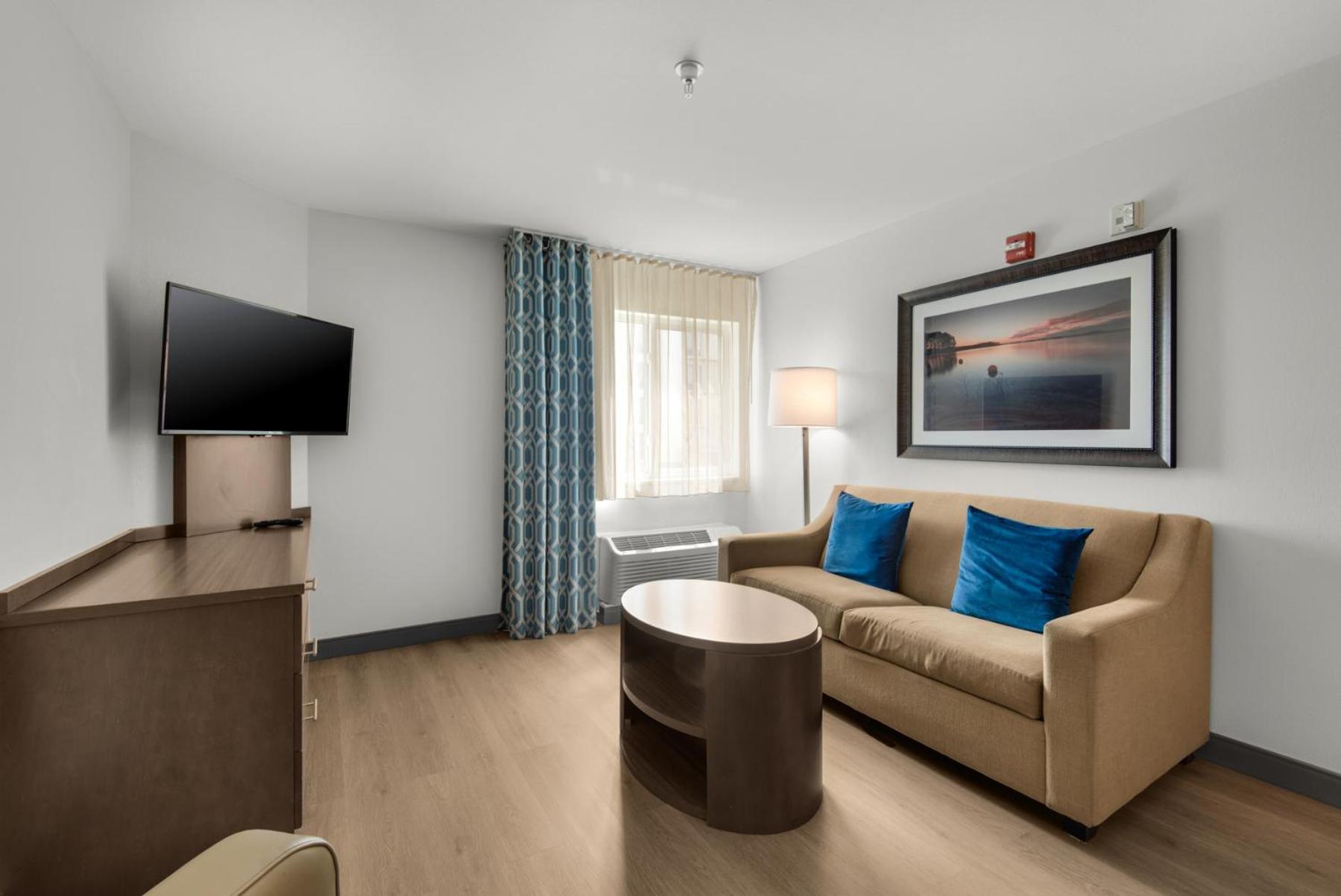 Candlewood - Pensacola - Area By Ihg Hotel 3*