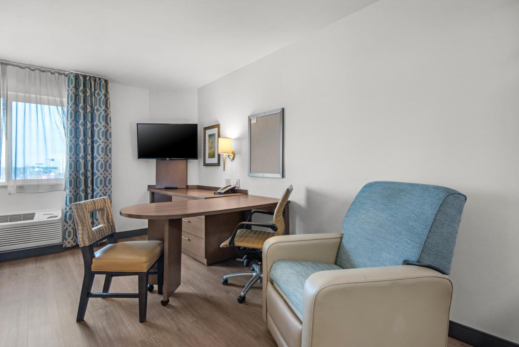 Candlewood - Pensacola - Area By Ihg Ferry Pass