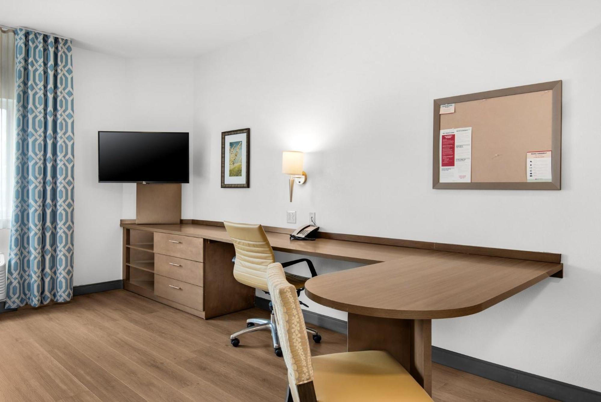 Candlewood - Pensacola - Area By Ihg 3*